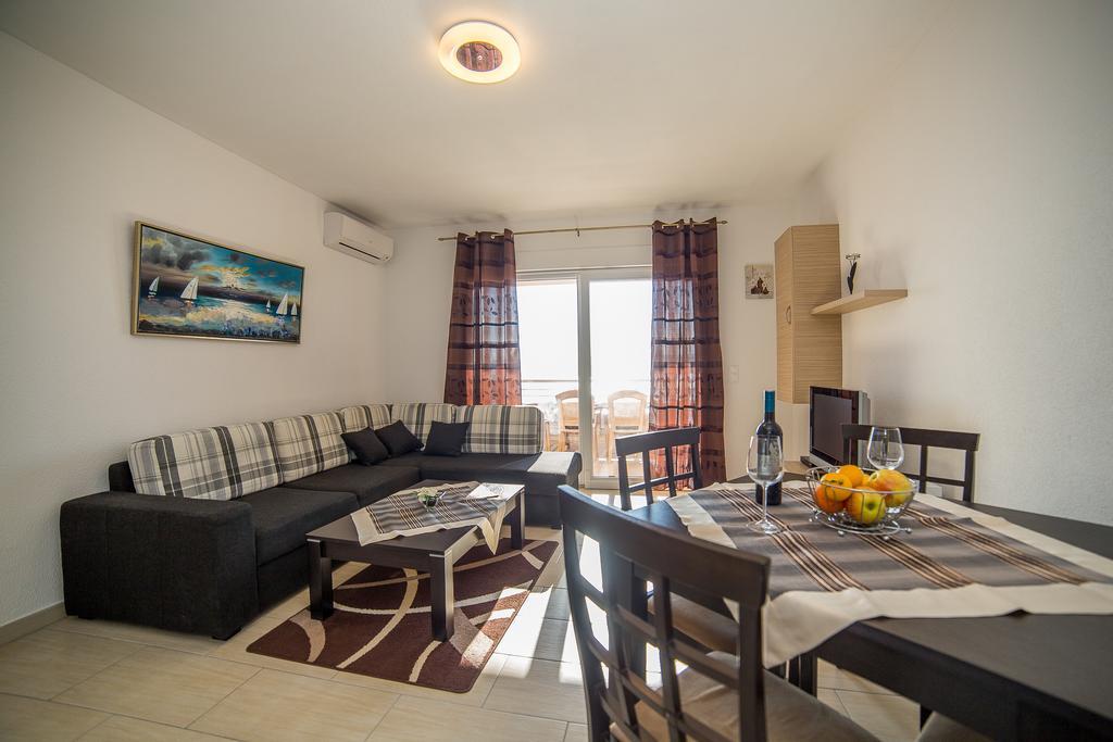 Apartments Kati Omiš Εξωτερικό φωτογραφία