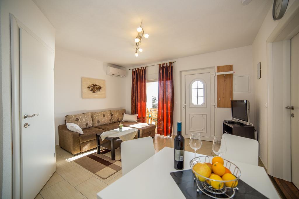 Apartments Kati Omiš Εξωτερικό φωτογραφία